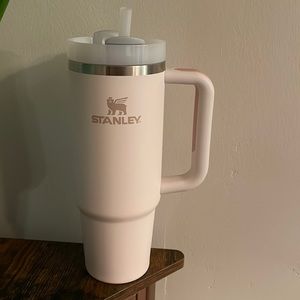 Stanley 30oz Quencher